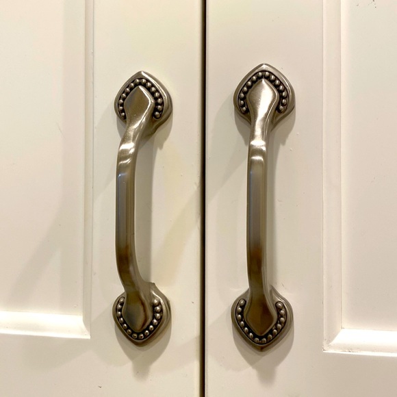 GlideRite Set of 18 3” center pewter brushed nickel cabinet handles hardware - Picture 2 of 6
